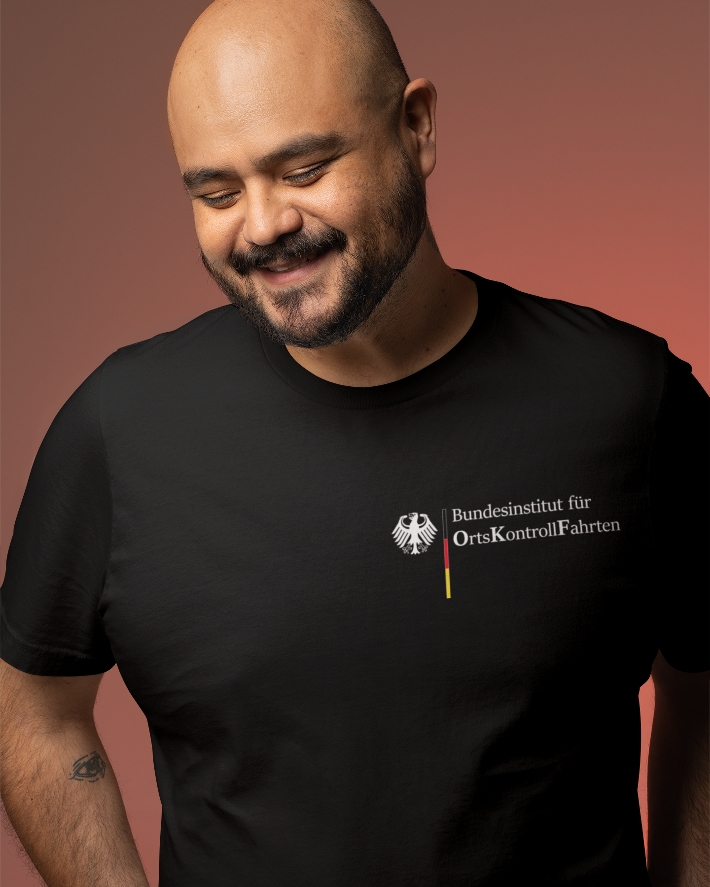 BUNDESINSTITUT OKF Brustdruck T-Shirt